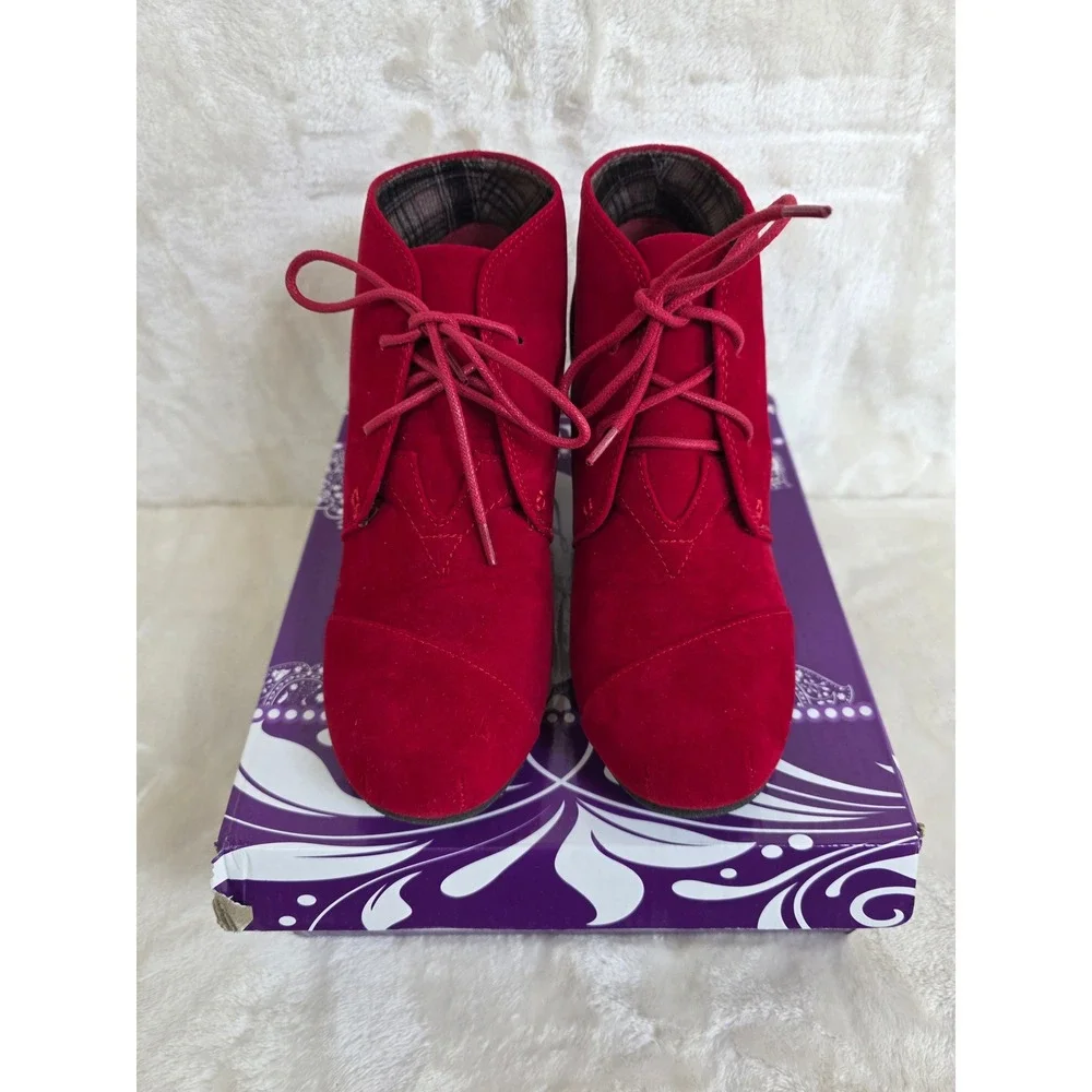 Forever Patricia-01 Womens Red Faux Suede Wedge Ankle Boots Lace Up‎ Size 6